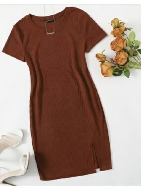 SHEIN Rust Brown Ribbed Short Sleeve Midi Dress with Front Slit